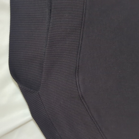 Lou & Grey Signaturesoft Lightweight Dolman Sleeve Sweater, Color Black Size M - Picture 2 of 15